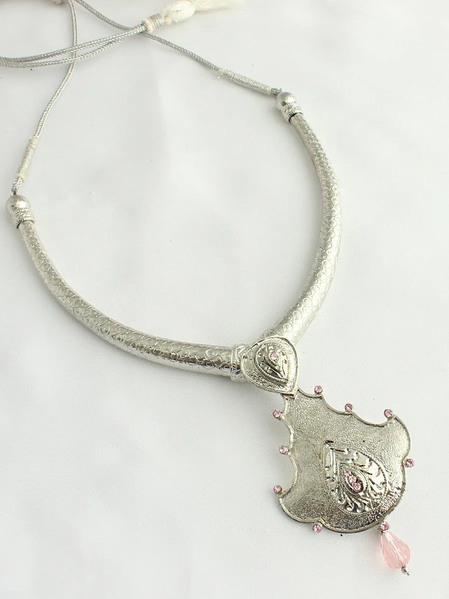 Aamya Necklace Set