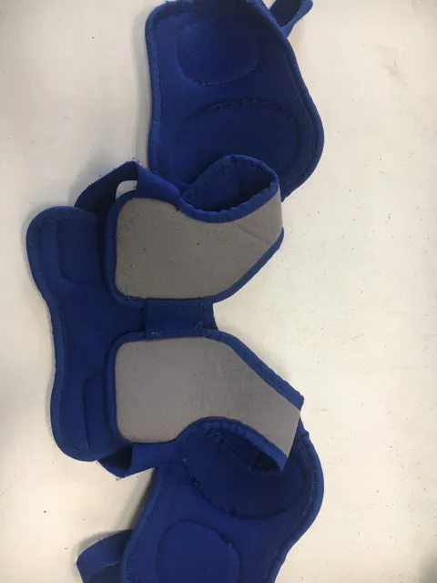 Cooper Youth Size Small Used Hockey Shoulder Pads
