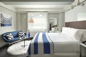 Custom Hotel Throws - Paramount Edition
