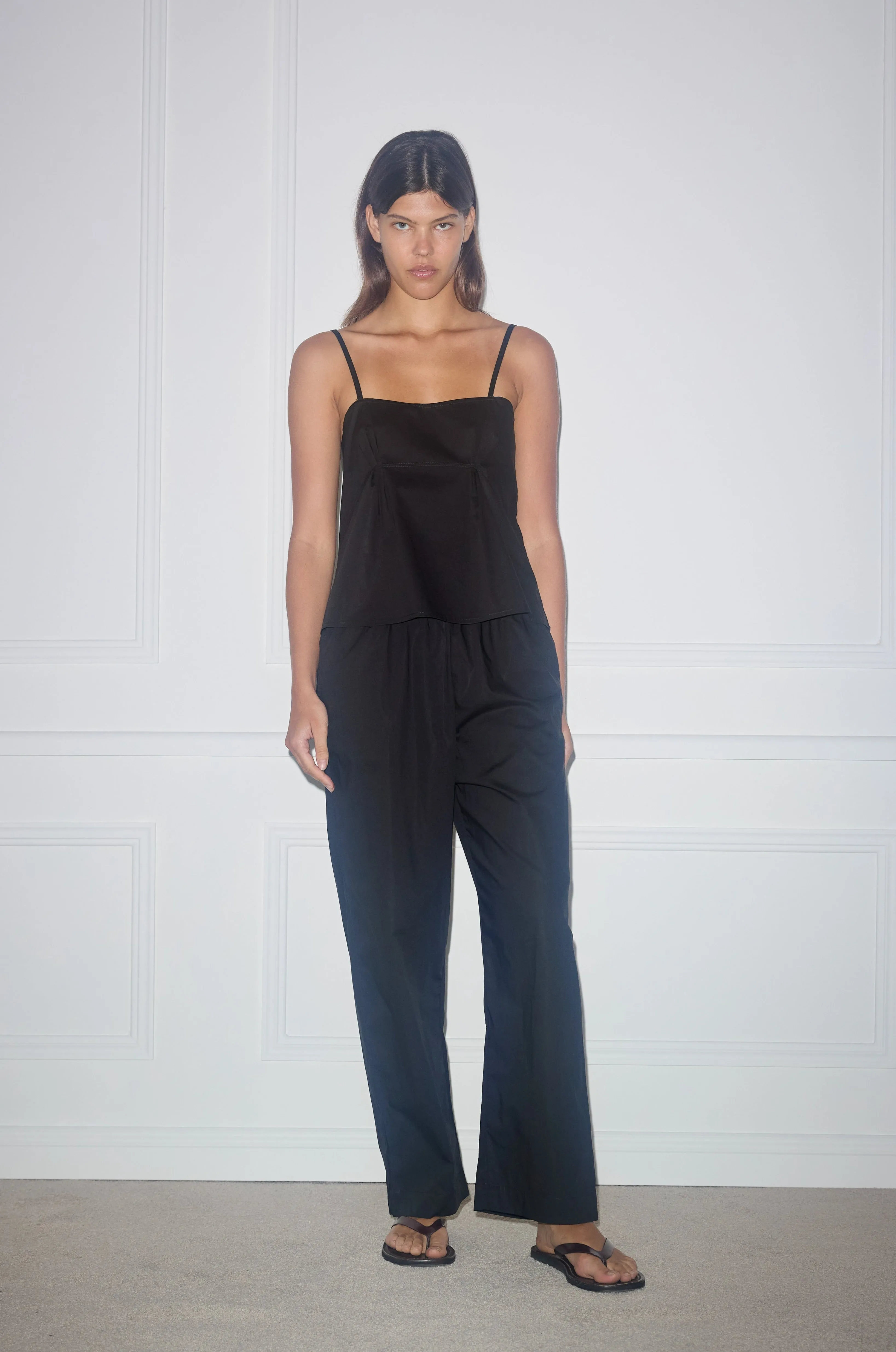 Ease Trouser - Black