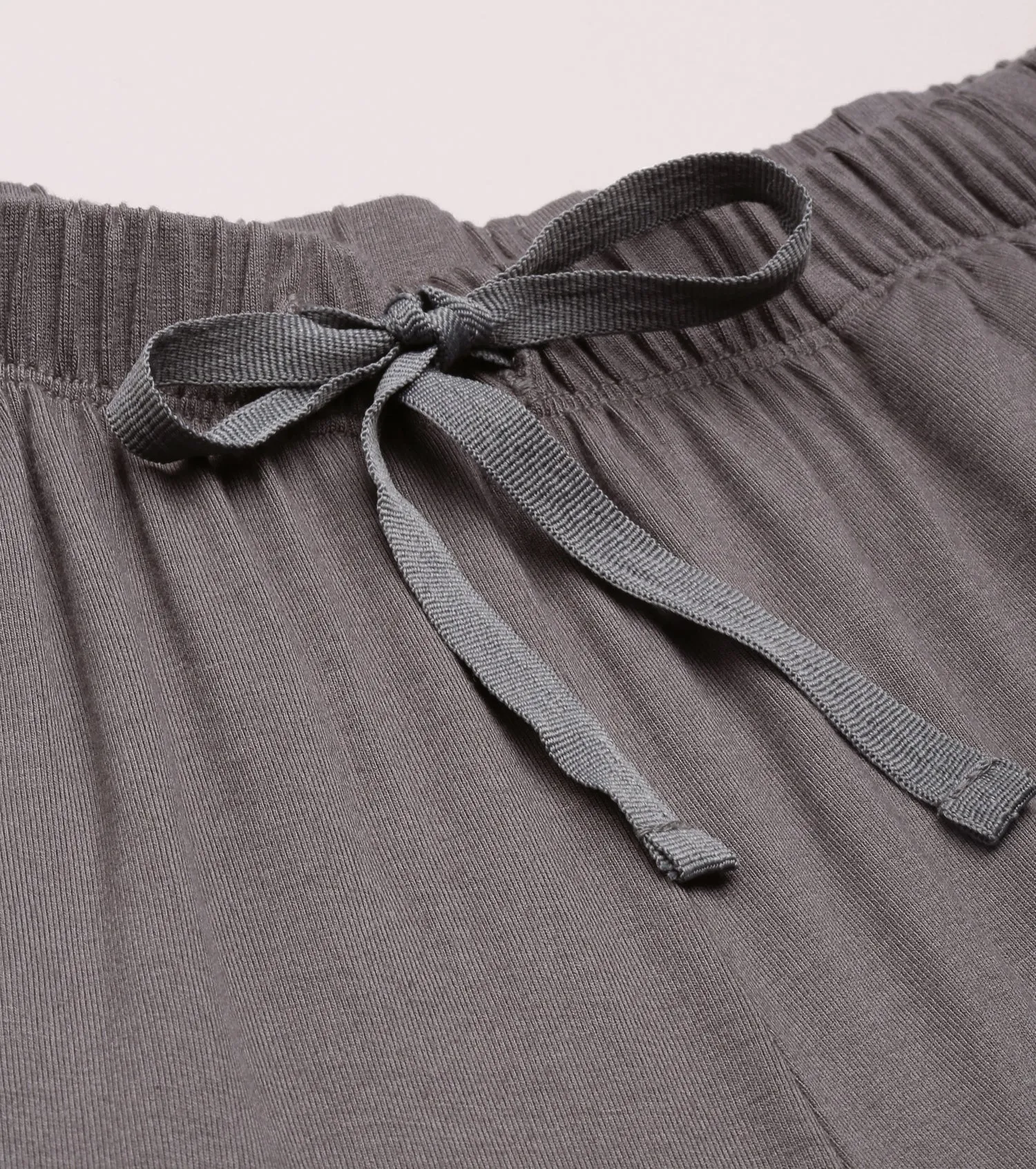 Essentials – E404
BASIC HOME PANT | VISCOSE SPANDES SOLID PULL-ON PANT
RELAXED FIT | MID RISE | REGULAR LENGTH