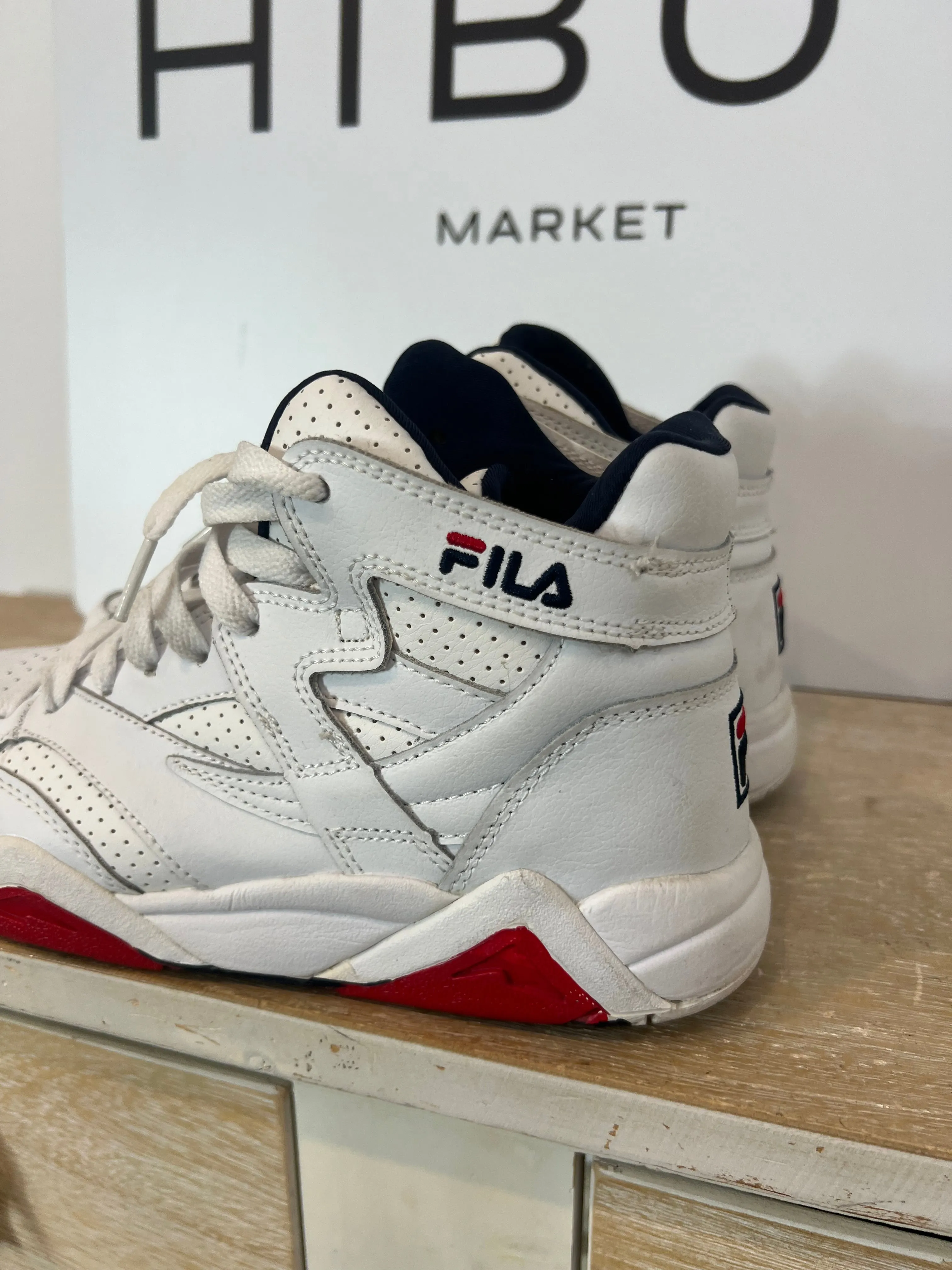 FILA. Zapatillas blancas bota T.38