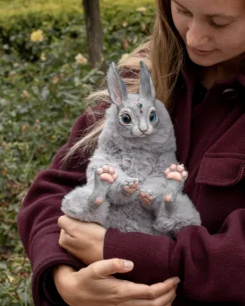 Grey hare mama