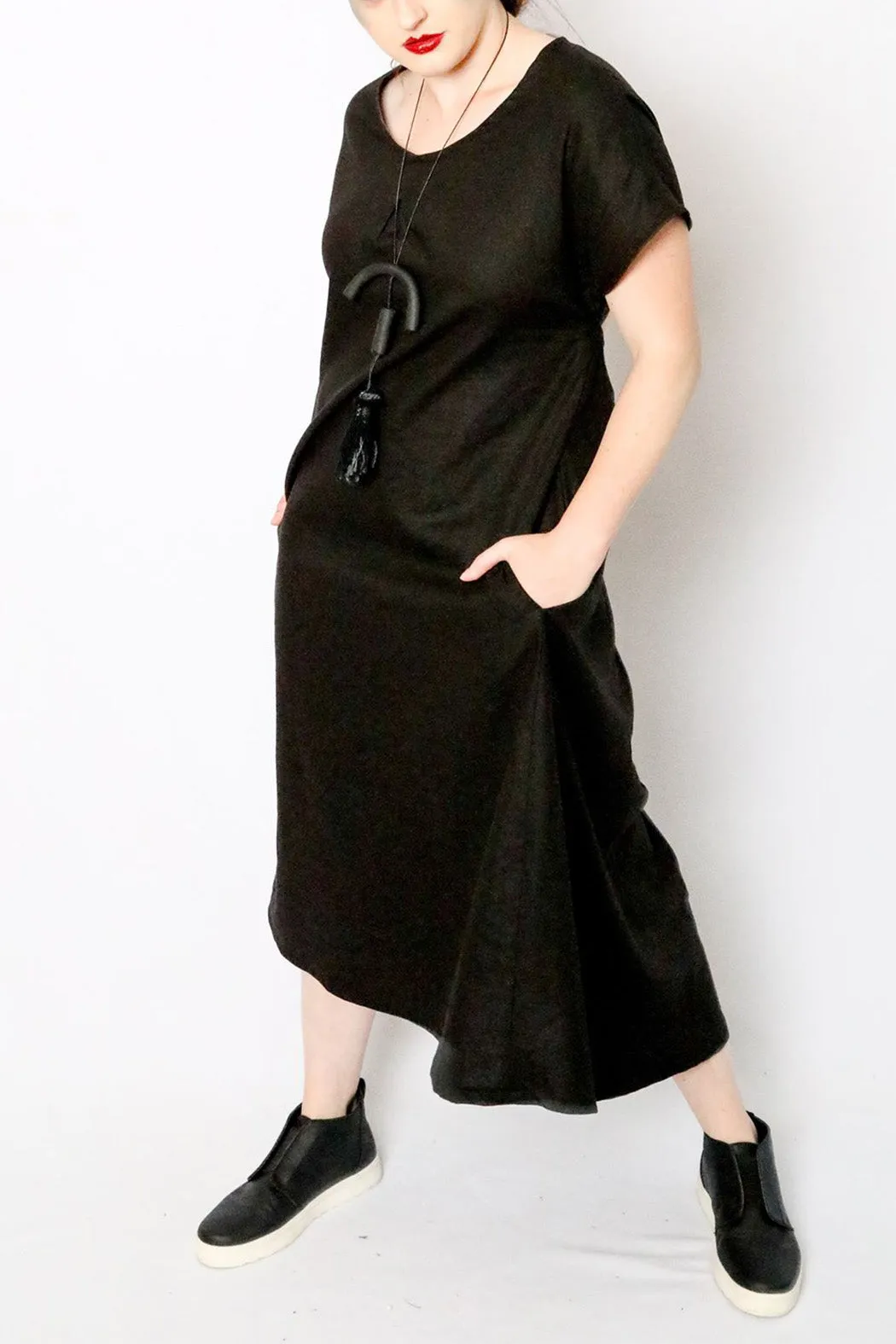 Isis Chevron with Pockets Dress in Black