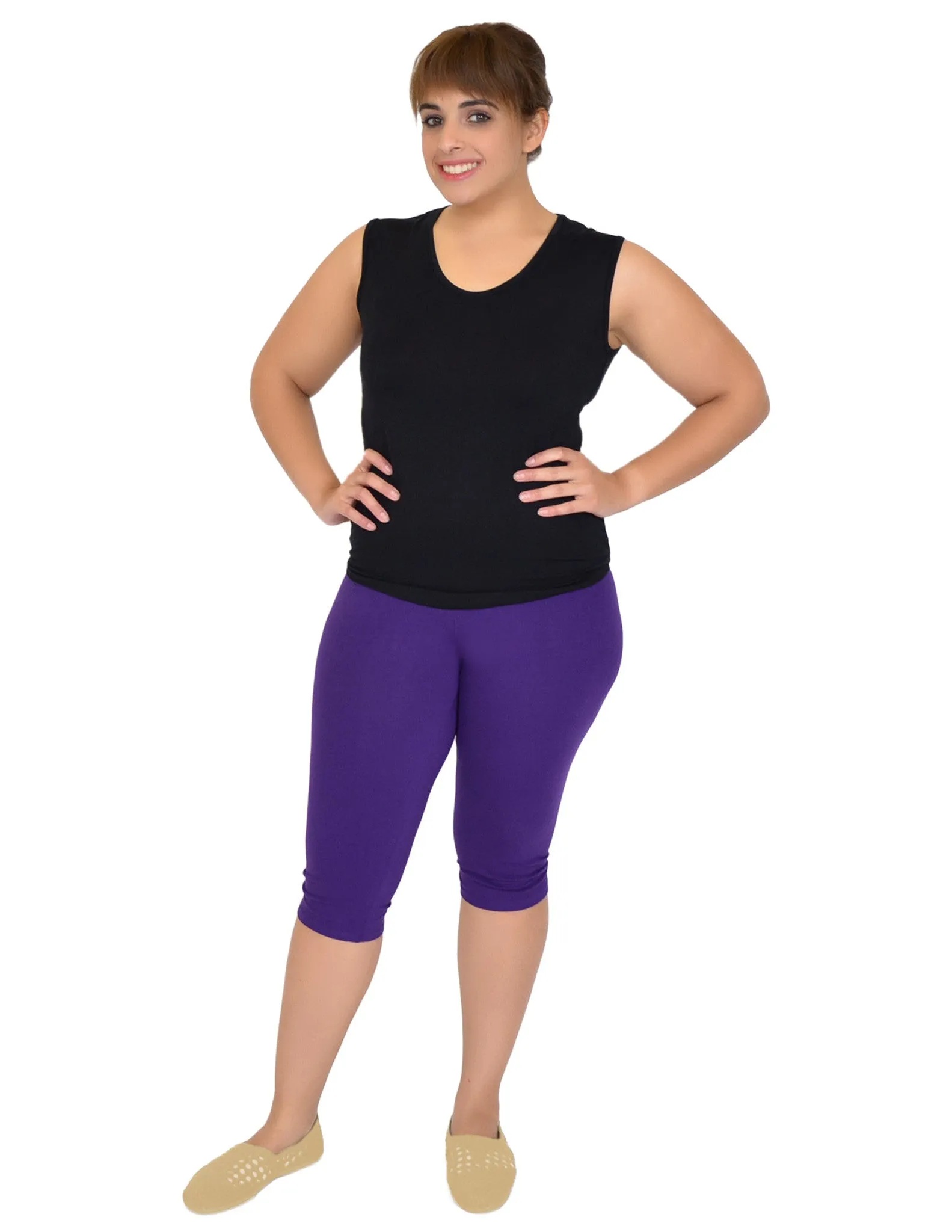 Plus Size Circuit Knee-Length Leggings