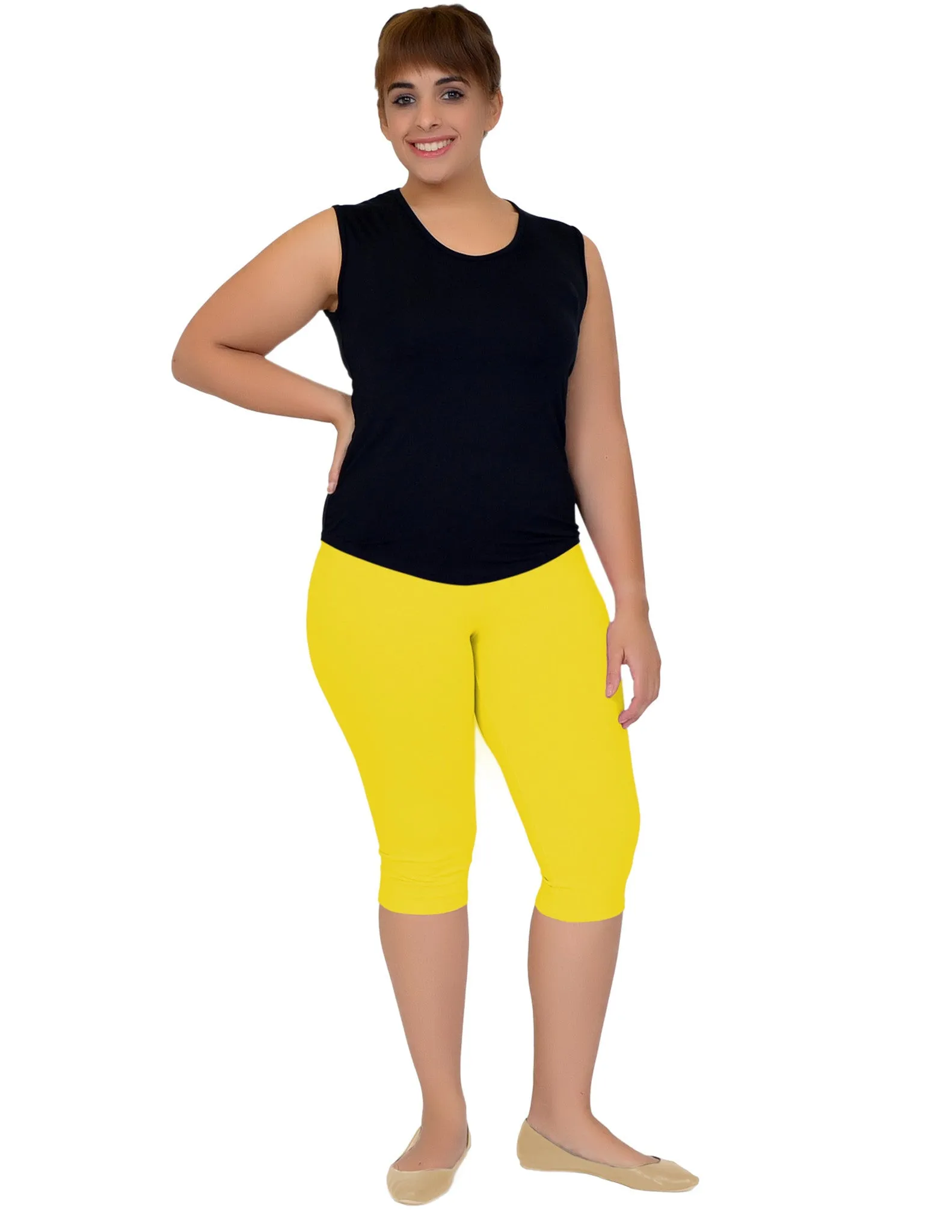 Plus Size Circuit Knee-Length Leggings