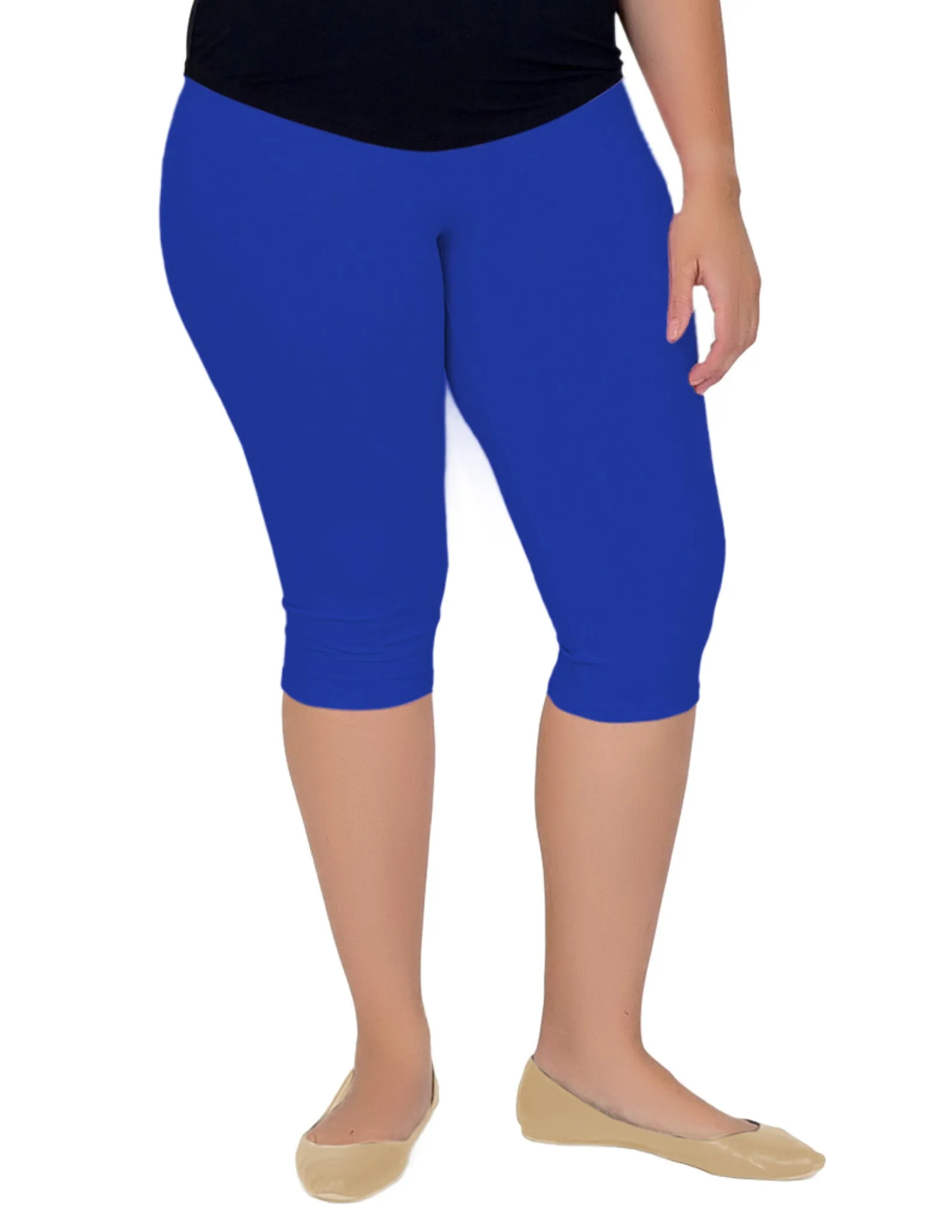 Plus Size Circuit Knee-Length Leggings