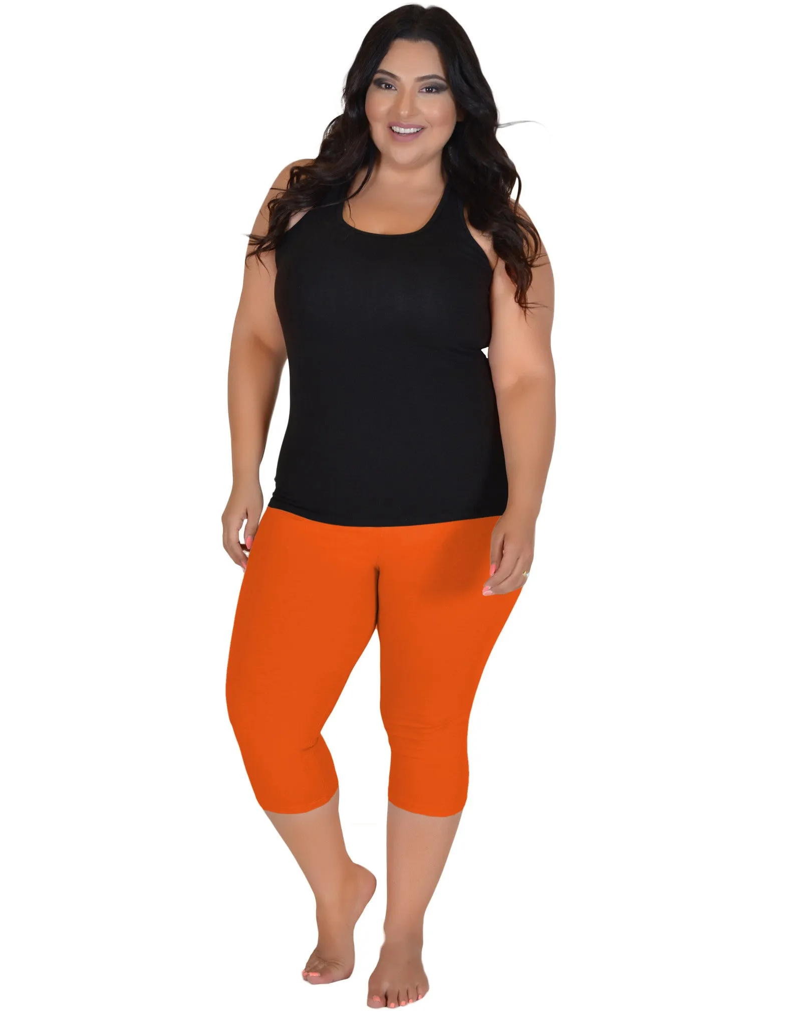 Plus Size Circuit Knee-Length Leggings