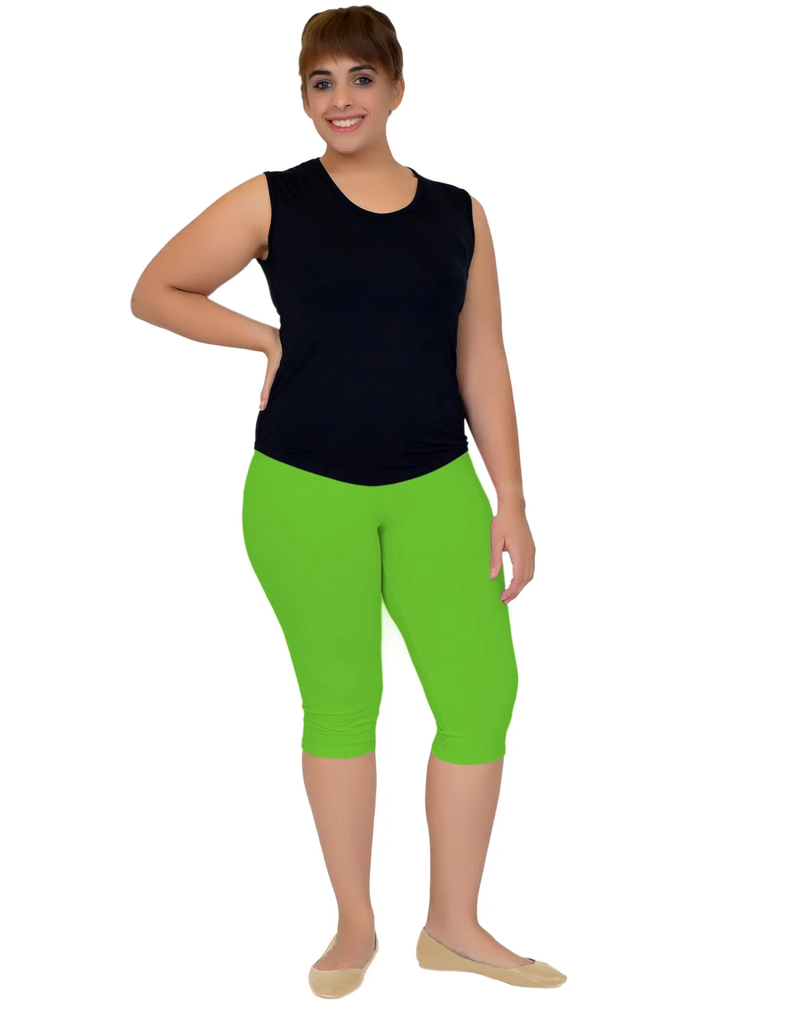 Plus Size Circuit Knee-Length Leggings