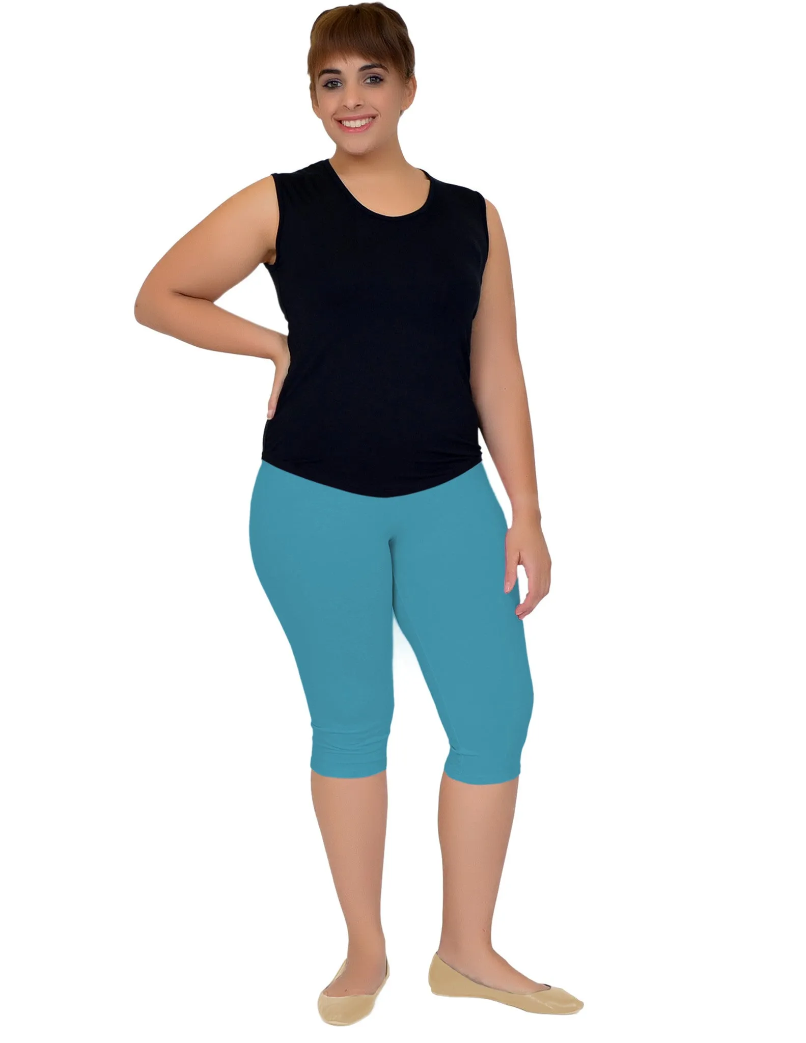 Plus Size Circuit Knee-Length Leggings