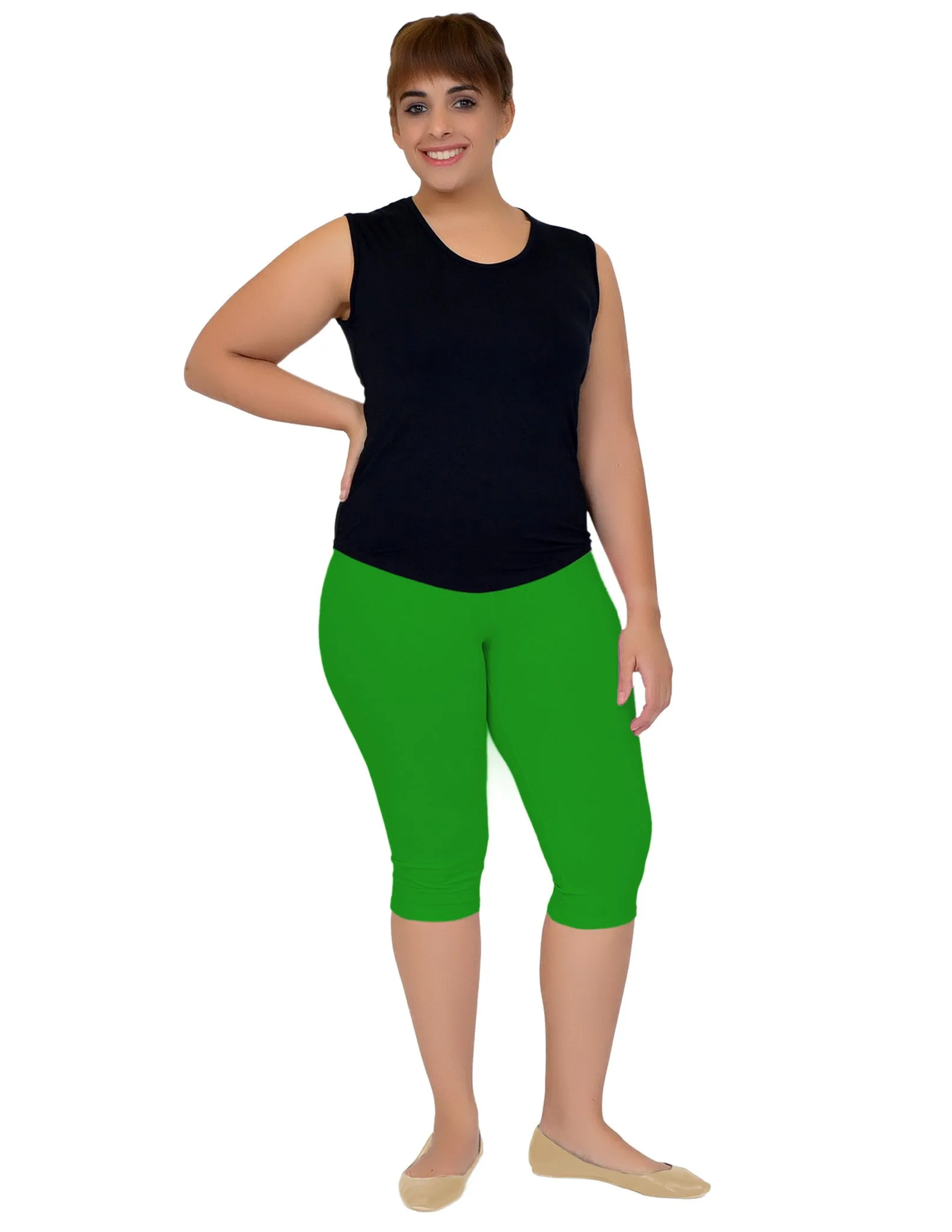 Plus Size Circuit Knee-Length Leggings