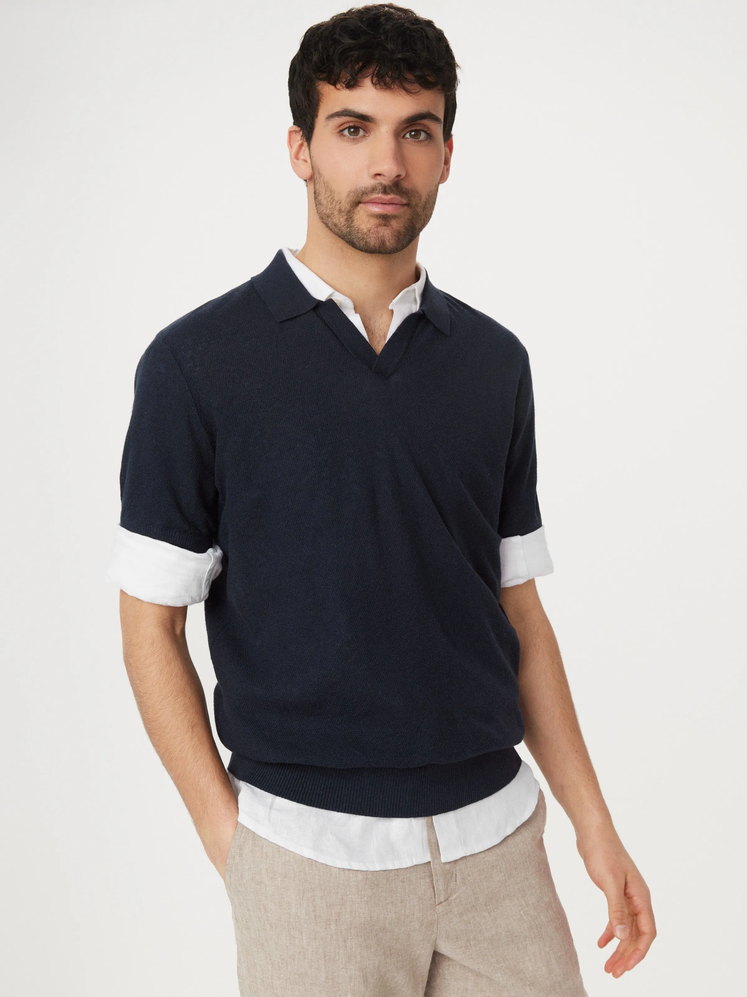 The Short Sleeve Linen Polo in Navy