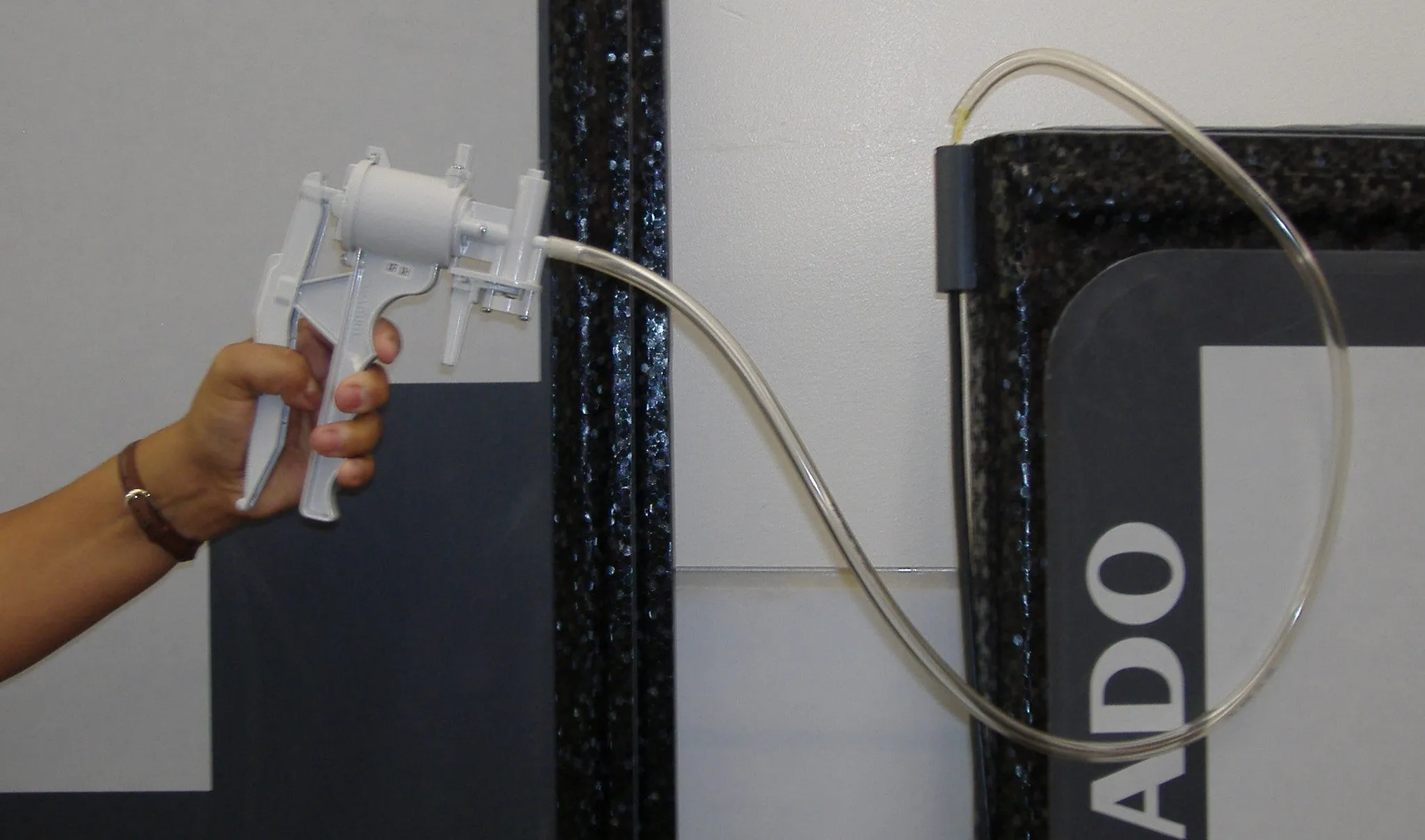 Vacuum pump (VP-2)